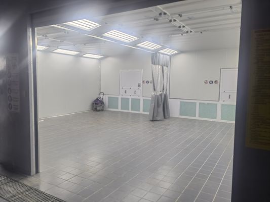 CoatTech Compact Smart Repair Bay for Spot Painting and Polishing with High-Efficiency Filtration